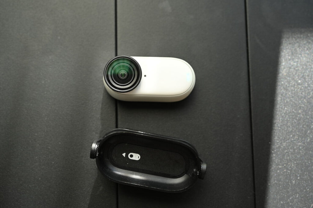 Insta360 GO 3Sと簡易クリップ