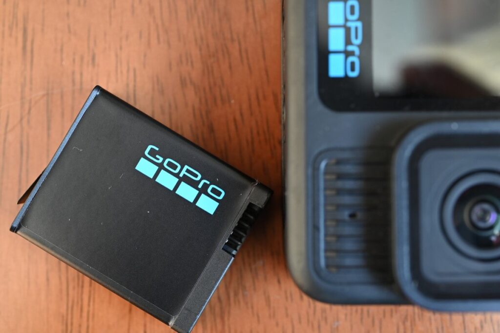 GoPro HERO 13とバッテリー