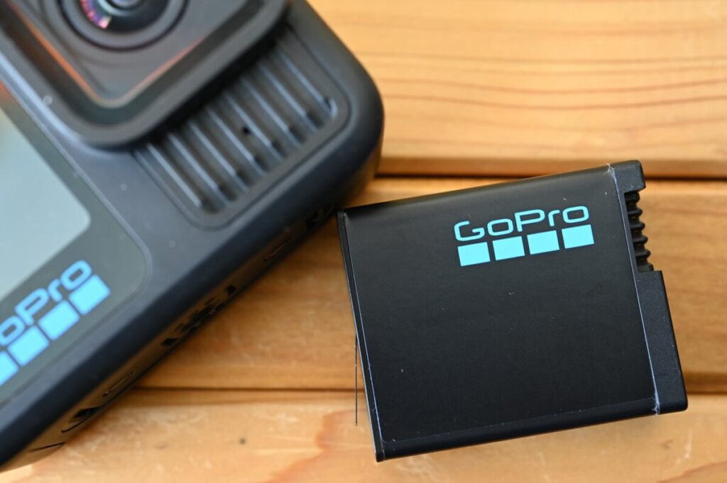 GoPro HERO 13とバッテリー