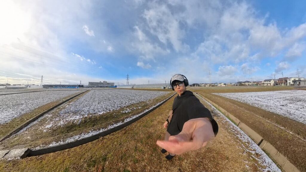 X4を直接手に持って撮影した画角