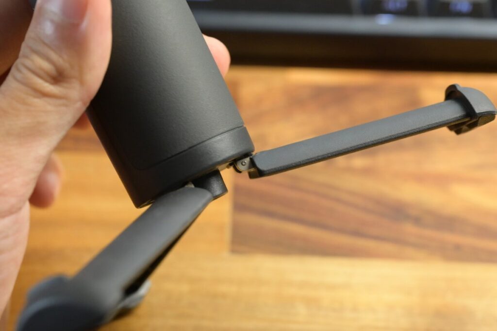 DJI Osmo Mobile 7Pの三脚