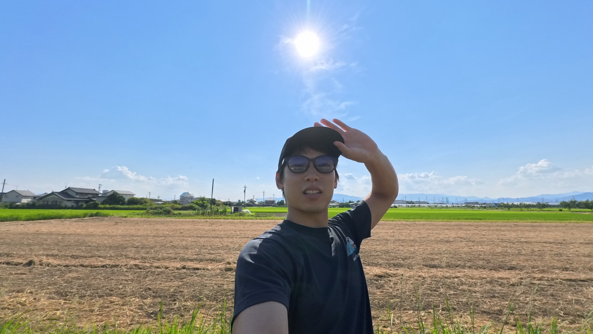 GO Ultraで撮影した逆光の自撮り