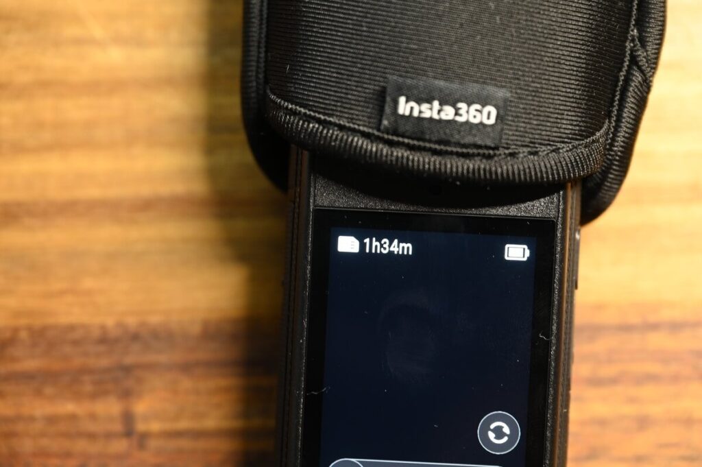 Inst360 X4 Airに128GBのSDカードを入れた時の撮影時間表示